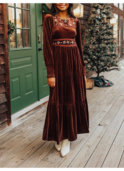 AUTUMN EMBROIDERED MAXI