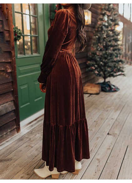 AUTUMN EMBROIDERED MAXI