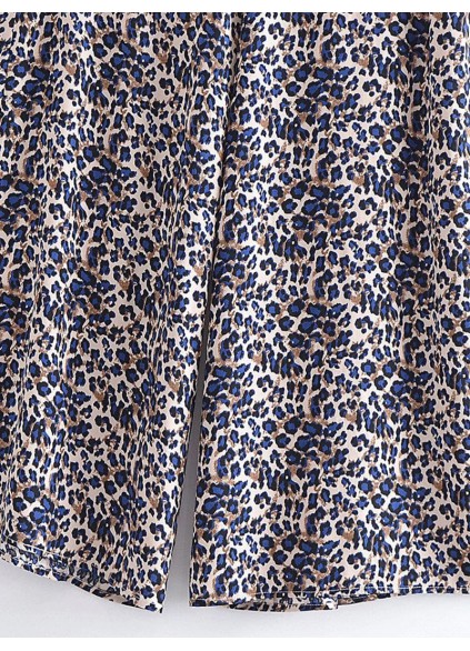 Blue plant printed pants