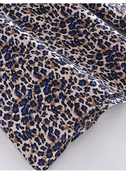 Blue plant printed pants