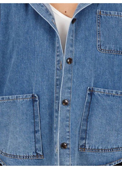 Multi pocket hooded denim jacket